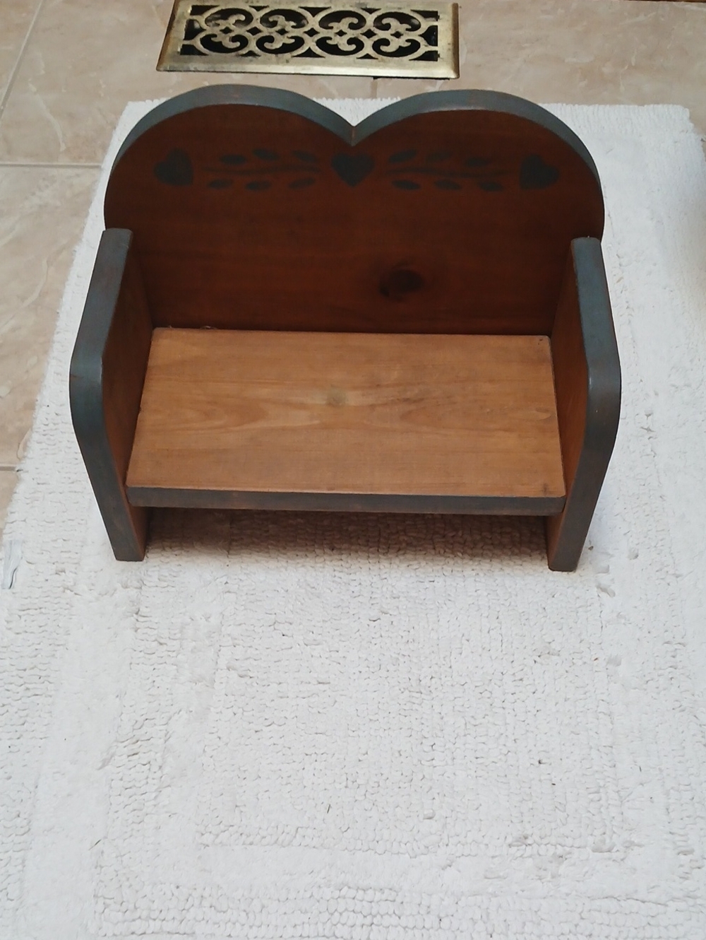 Wooden Heart Back Small Shelf - Brown and Gray